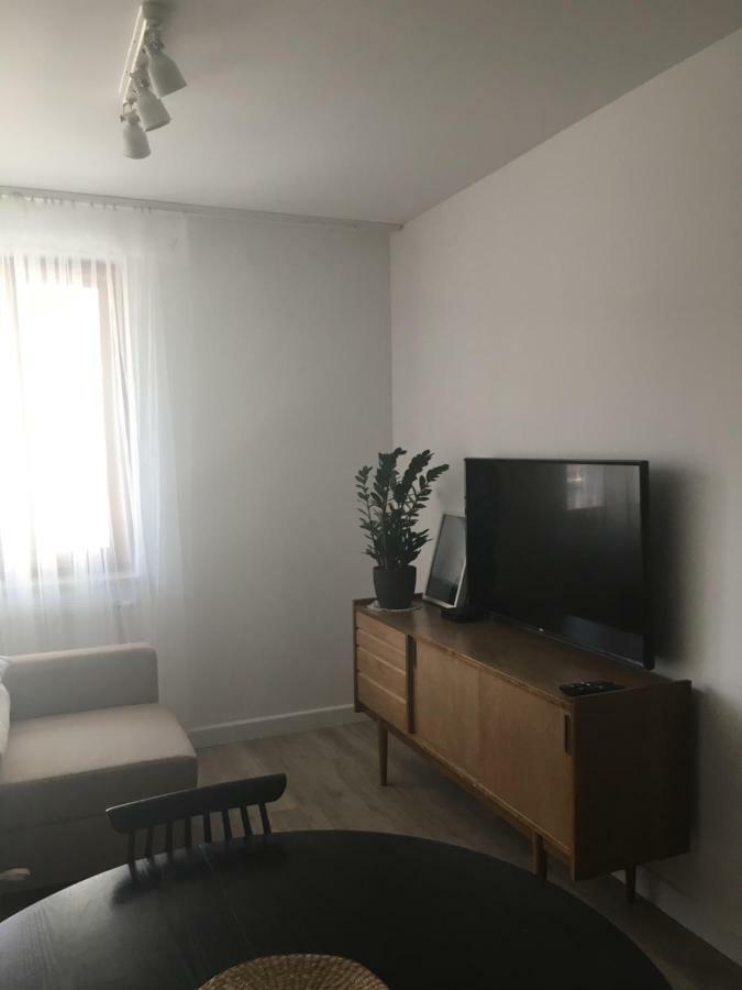 Shoq With Private Parking Apartment Krakow